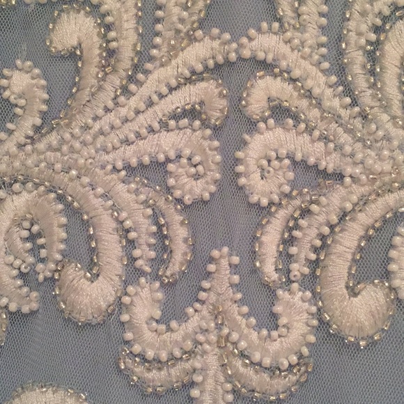 Light blue beaded full-length dress - Picture 4 of 7